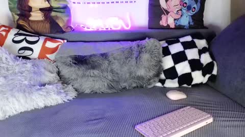 nicollee online show from January 25, 11:43 pm