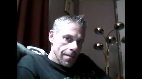 Snapshot of ilovesquirterz1 chatting on January 25, 12:05 pm Ilovesquirterz1 online show from January 25, 12:05 pm