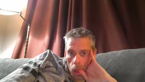 Snapshot of ilovesquirterz1 chatting on February 6, 7:35 am Ilovesquirterz1 online show from February 6, 7:35 am