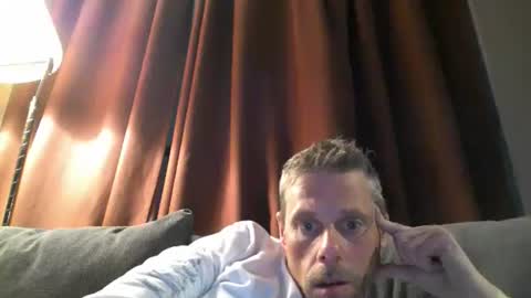 Snapshot of ilovesquirterz1 chatting on February 15, 6:44 am Ilovesquirterz1 online show from February 15, 6:44 am