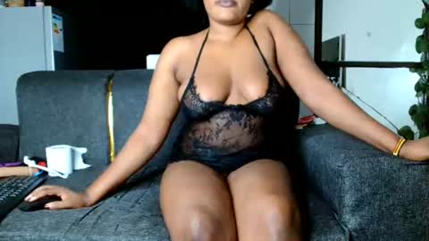 Sandrah online show from July 8, 2:49 am
