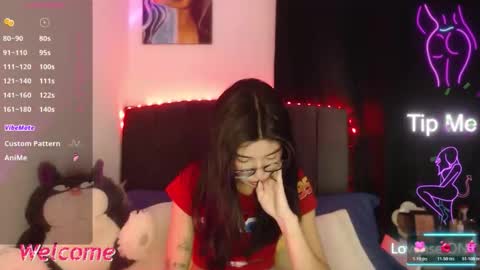 Ily Bea online show from May 30, 1:14 am