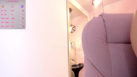 Ange online show from December 14, 1:38 pm