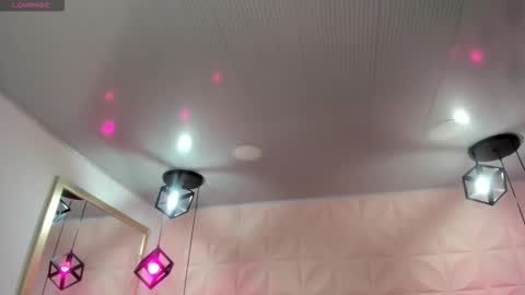 Ange online show from December 21, 1:29 pm