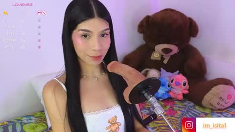 Snapshot of im__isabella chatting on May 13, 4:32 am Isa Vasquez online show from May 13, 4:32 am