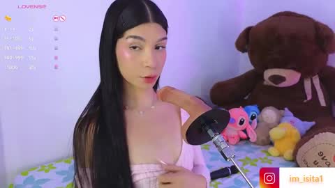 Snapshot of im__isabella chatting on May 20, 2:51 am Isa Vasquez online show from May 20, 2:51 am