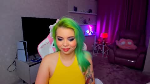 Roxy online show from September 24, 6:22 pm