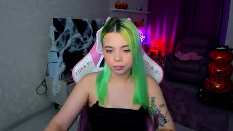 Roxy online show from October 26, 5:30 pm