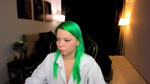 Roxy online show from February 22, 7:12 pm