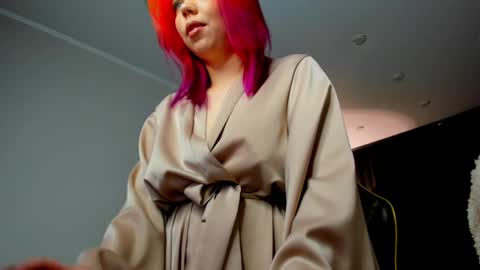Roxy online show from May 19, 7:42 pm