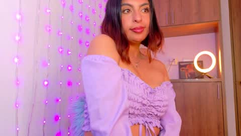 im_anna_ online show from April 10, 9:30 pm