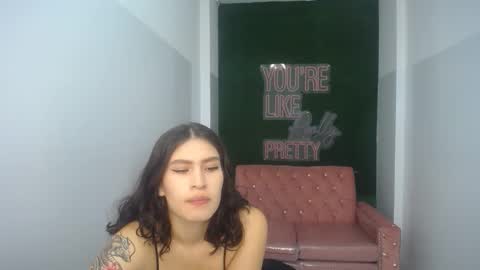 Snapshot of im_anny_t chatting on October 6, 12:24 pm Anny online show from October 6, 12:24 pm