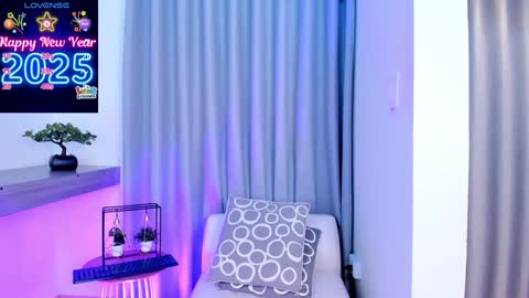  LUCY online show from January 12, 2:19 pm