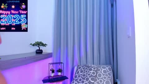  LUCY online show from January 18, 5:26 pm