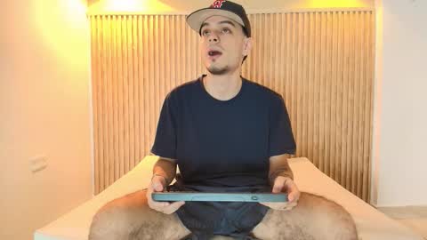 BULL online show from January 15, 1:05 pm