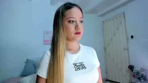 Caro   online show from July 28, 4:41 am