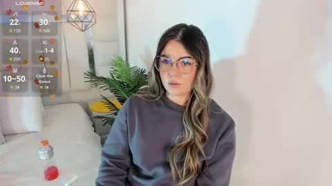 DAHLIA online show from October 29, 11:17 pm