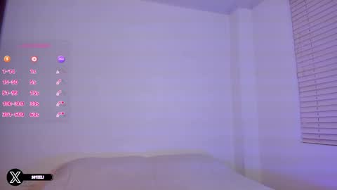 Snapshot of im_eli1 chatting on September 20, 4:24 am Eli online show from September 20, 4:24 am
