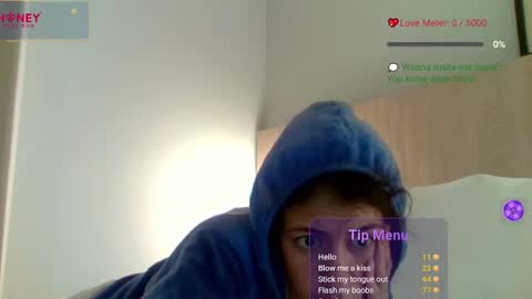 Snapshot of im_elliana chatting on October 14, 3:07 am Ellliiana  online show from October 14, 3:07 am