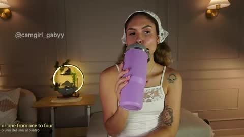 Snapshot of im_gabyferrer chatting on April 30, 3:51 pm GABY online show from April 30, 3:51 pm