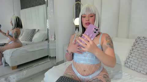 im_genesis online show from December 4, 8:50 pm