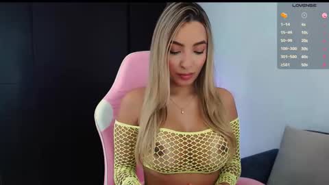 Grecia online show from October 17, 7:05 pm