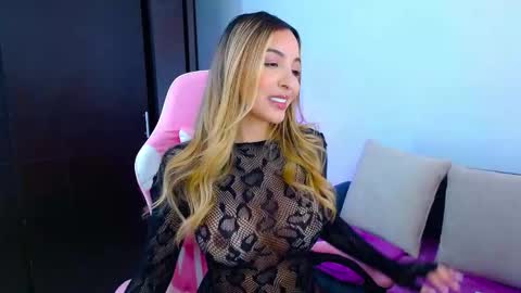 Grecia online show from February 9, 7:40 pm