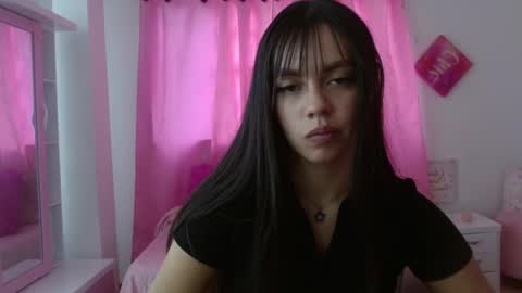 Snapshot of im_julietaa chatting on February 11, 8:14 pm Julieta online show from February 11, 8:14 pm