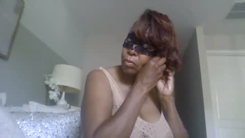 Snapshot of im_laa30z chatting on June 21, 12:52 pm weet exy Cougar online show from June 21, 12:52 pm