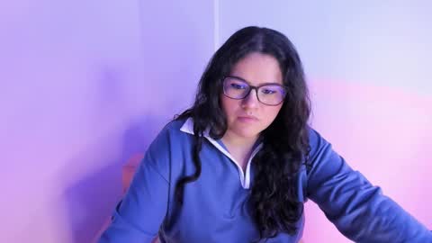 mei mei uwu online show from October 17, 12:14 am