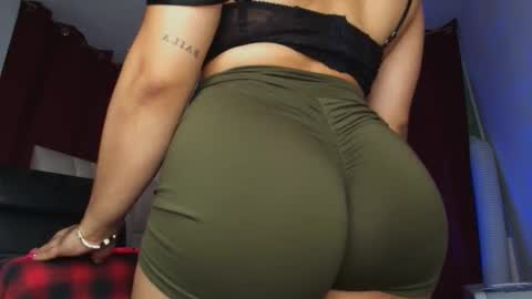 Mishell Martinez    INSTAGRAM im mishellbigass online show from December 19, 11:06 am