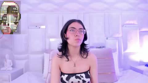 Moly  online show from November 19, 8:42 pm