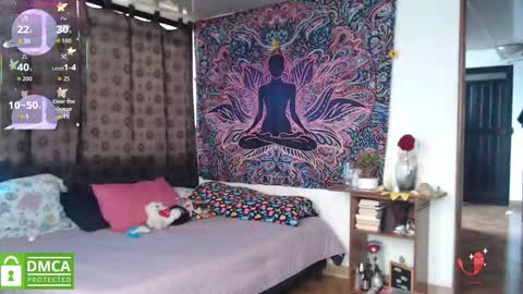 Cutie pie online show from October 20, 2:06 pm