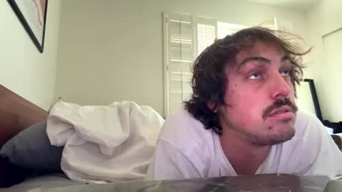 Snapshot of im_nervous chatting on April 4, 10:40 pm im_nervous online show from April 4, 10:40 pm