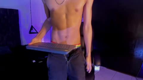 RALF online show from April 9, 4:23 am