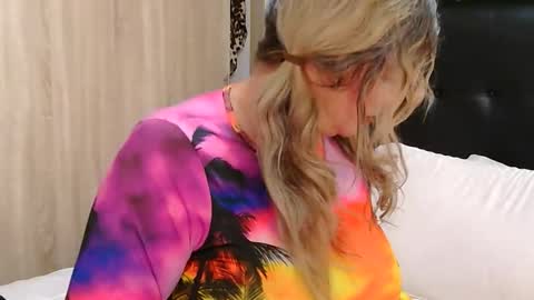 Sharon online show from December 1, 1:16 pm