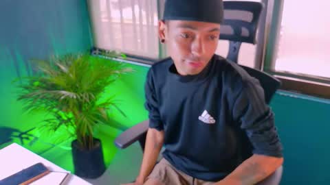 Tavo online show from February 18, 3:08 pm