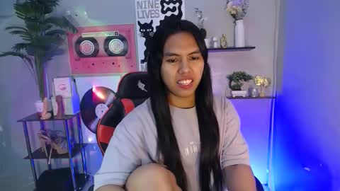 kyline online show from April 14, 9:32 pm