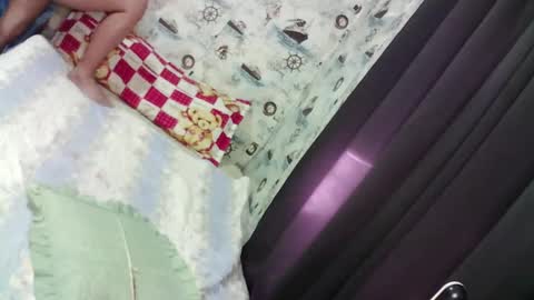 Snapshot of im_ur_sidechic8 chatting on March 12, 10:50 pm zhy online show from March 12, 10:50 pm