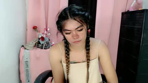 Snapshot of im_yourfairyannaxx chatting on September 14, 2:16 pm im_yourfairyannaxx online show from September 14, 2:16 pm