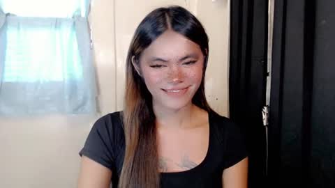 Snapshot of im_yourfairyannaxx chatting on June 19, 6:29 am im_yourfairyannaxx online show from June 19, 6:29 am