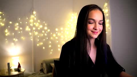 Pattie online show from December 28, 7:43 pm