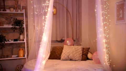 Pattie online show from February 16, 7:38 pm