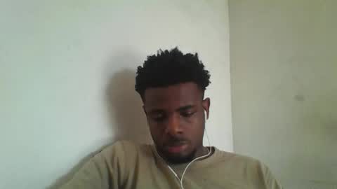 Snapshot of imaking01 chatting on October 9, 2:37 pm imaking01 online show from October 9, 2:37 pm