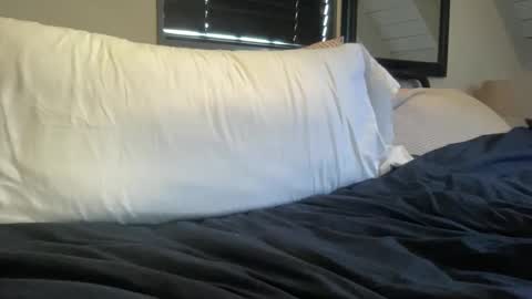 ImAMouthful online show from February 10, 4:44 pm