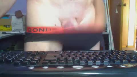 Snapshot of imaussiechris chatting on March 4, 12:39 am Aussie Guy online show from March 4, 12:39 am