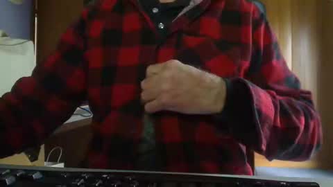 Snapshot of imaussiechris chatting on June 1, 12:01 am Aussie Guy online show from June 1, 12:01 am
