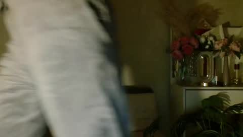 Carrie online show from March 6, 3:41 pm