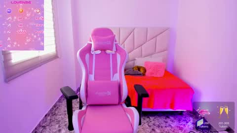  independient model online show from September 9, 2:16 pm