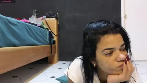 Snapshot of imhaymed chatting on June 5, 9:37 am Haymed Montao online show from June 5, 9:37 am